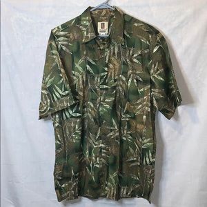 Men’s Medium Tori Richard Honolulu Leaf Button